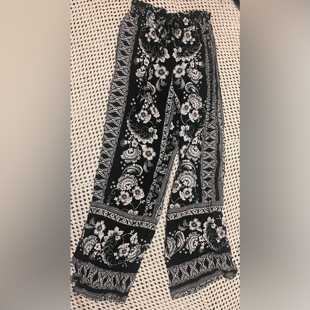 Beachy Patterned Pants